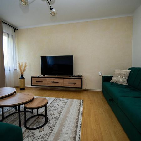 Cozy One-Bedroom Apartment Near City Center SJJ Eksteriør bilde