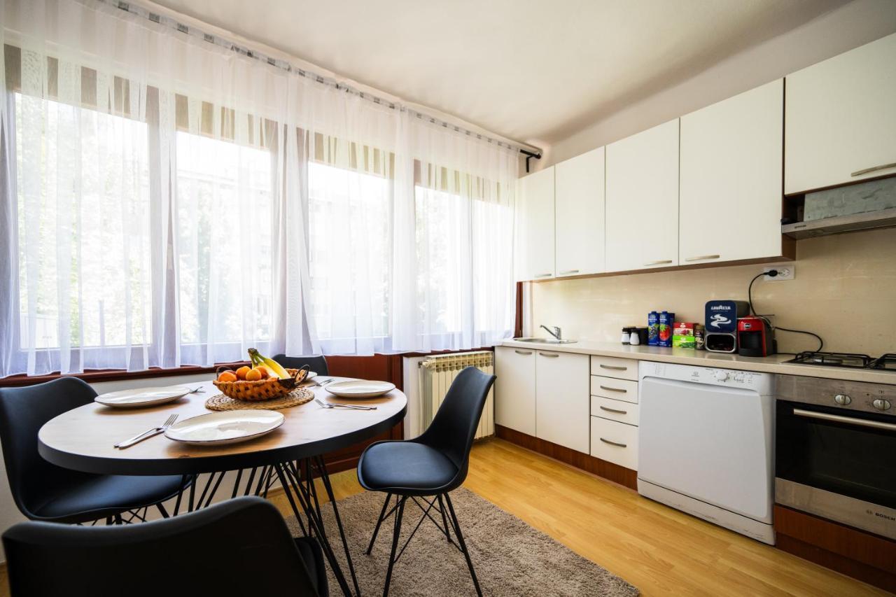 Cozy One-Bedroom Apartment Near City Center SJJ Eksteriør bilde